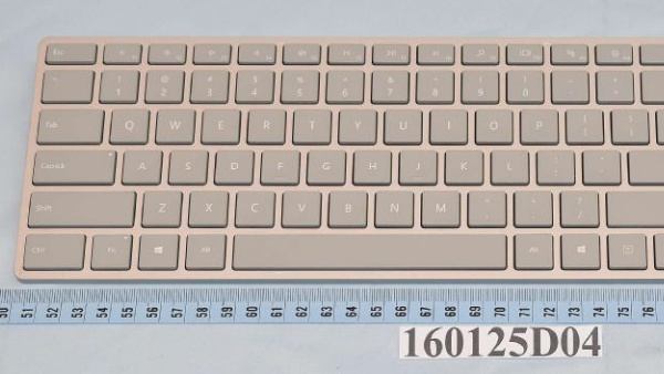 Surface-Peripherie: Tastatur und Maus für Microsofts All-in-One-PC