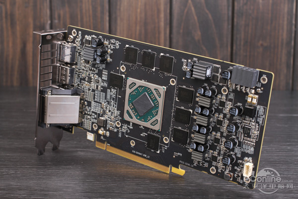 Die Radeon RX 470D von Sapphire