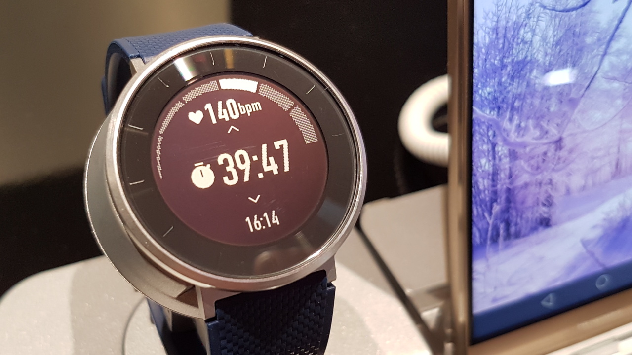 Huawei Fit: Fitness-Tracker mit hellem Display im Uhren-Design