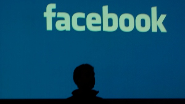Facebook: Nutzer und Fact-Checker gegen gefälschte Nachrichten