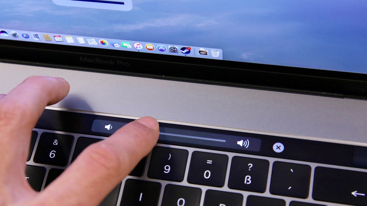 MacBook Pro 15 Zoll im Test: Extreme Leistung und Touch Bar