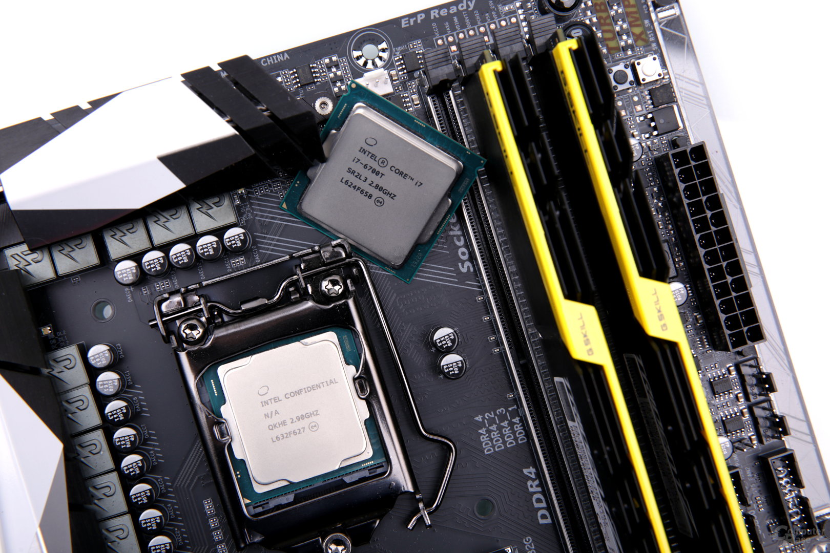 Intel Core i7-7700T trifft Vorgänger Core i7-6700T