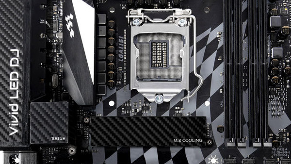 Kaby-Lake-Mainboard: Biostar Racing Z270GT9 mit U.2, 10GbE-LAN und M.2-Kühler
