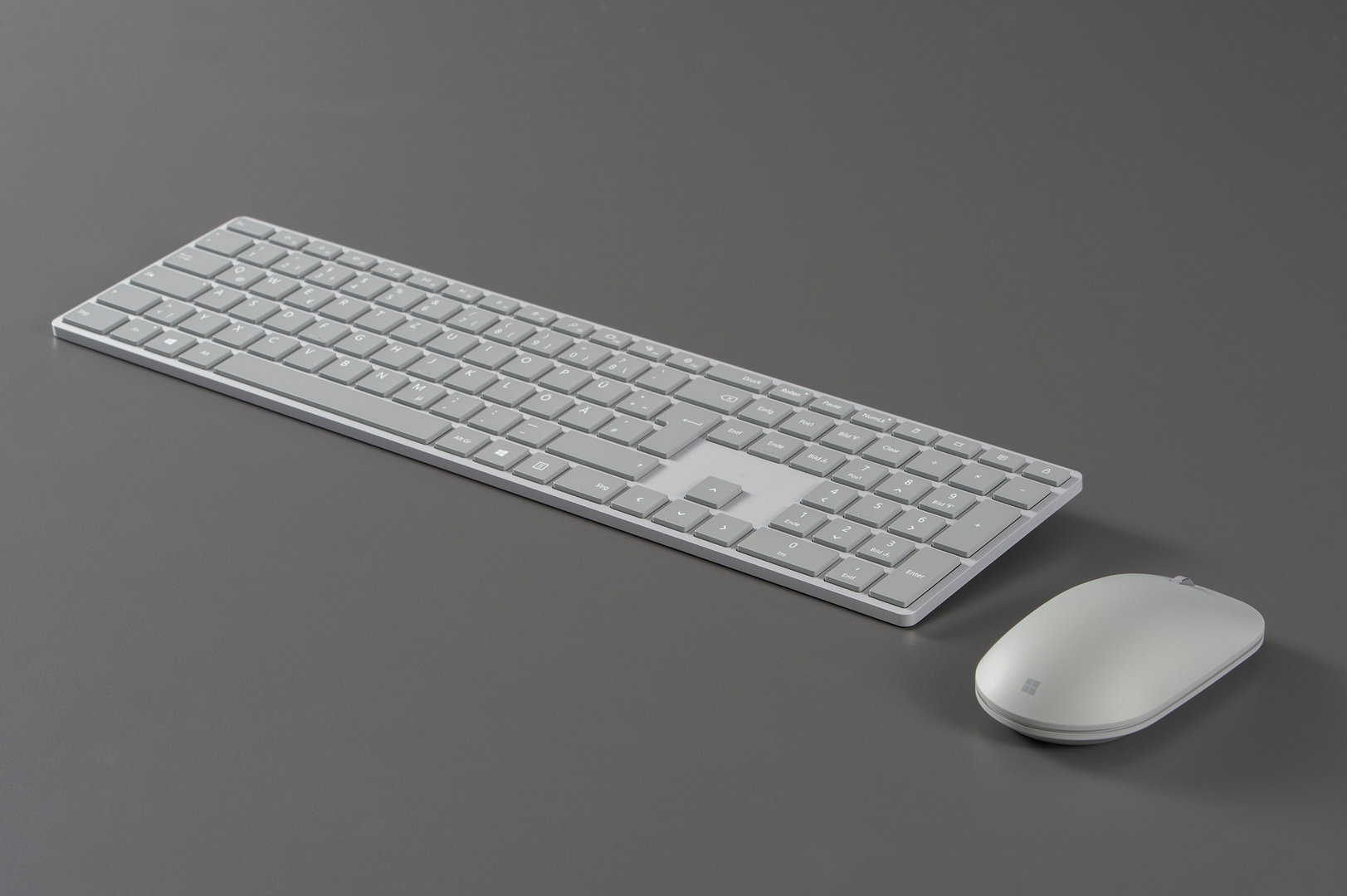 Surface Tastatur und Maus