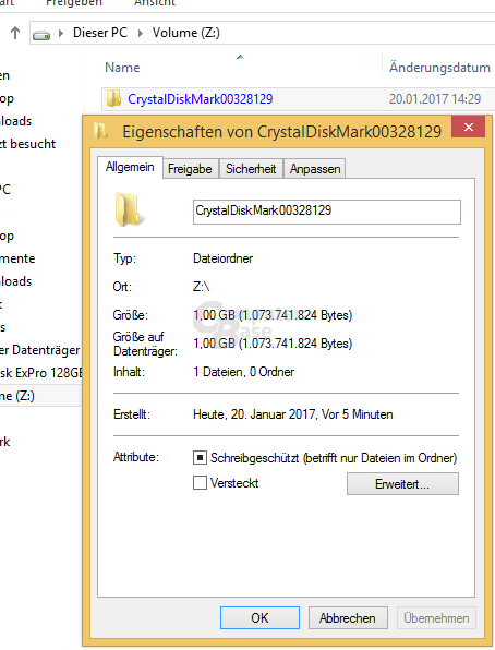 CrystalDiskMark: Testdatei für 4K-Lesetest mit NTFS komprimiert