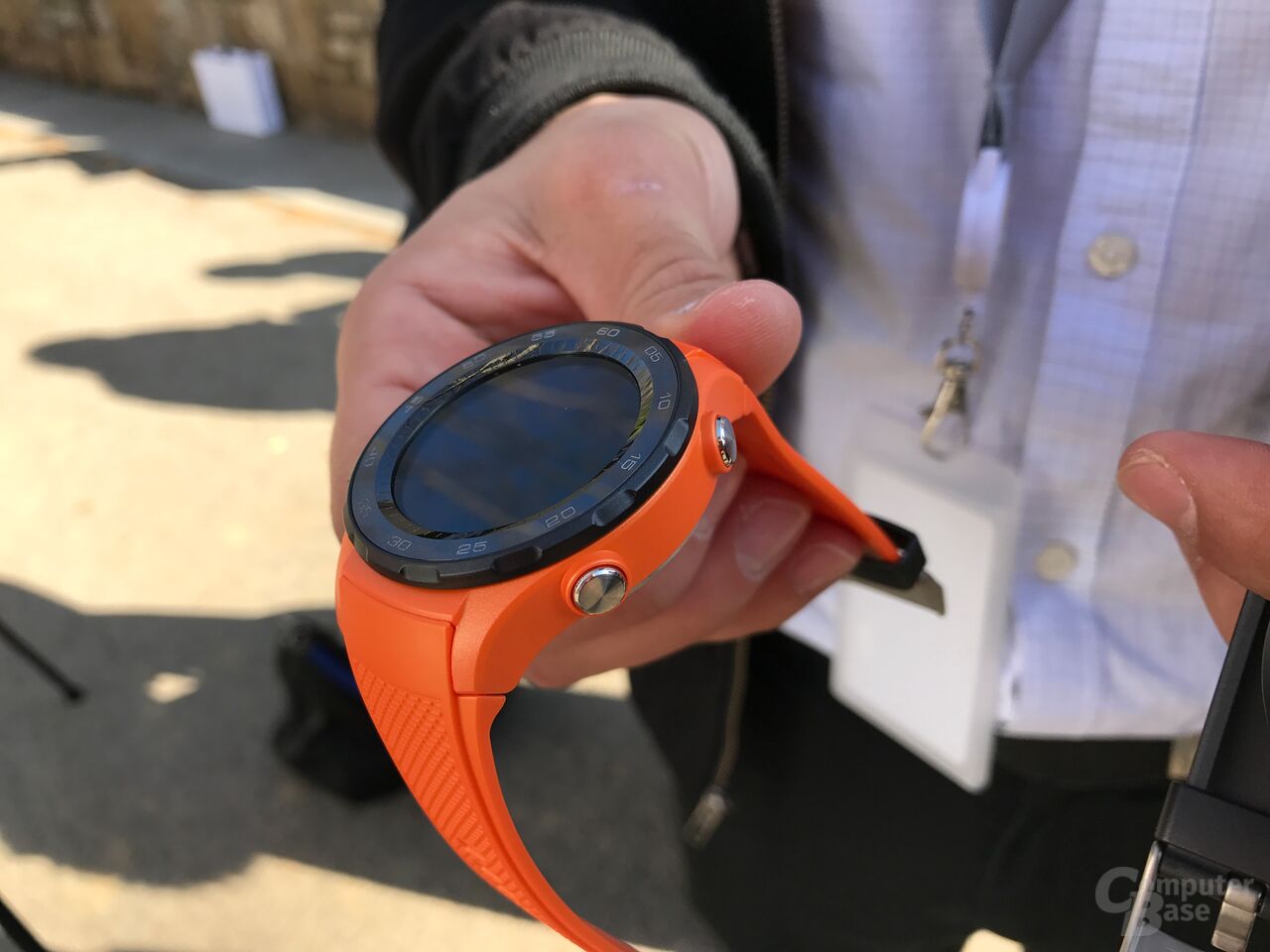 Huawei Watch 2 Sportliche Smartwatch mit Android Wear 2.0 und LTE