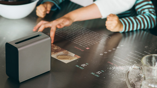 Xperia Touch: Sonys Android-Projektor mit Touch kostet 1.500 Euro