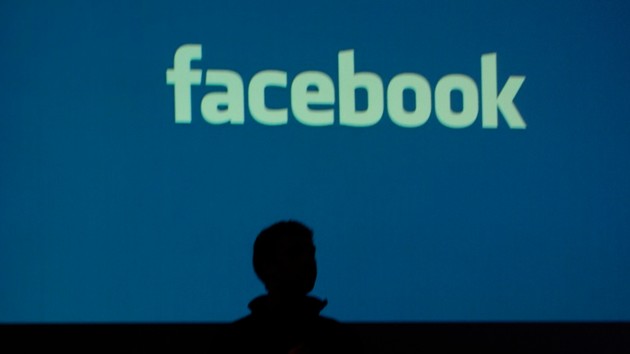 Fake News: Facebook stuft erste Beiträge als „umstritten“ ein