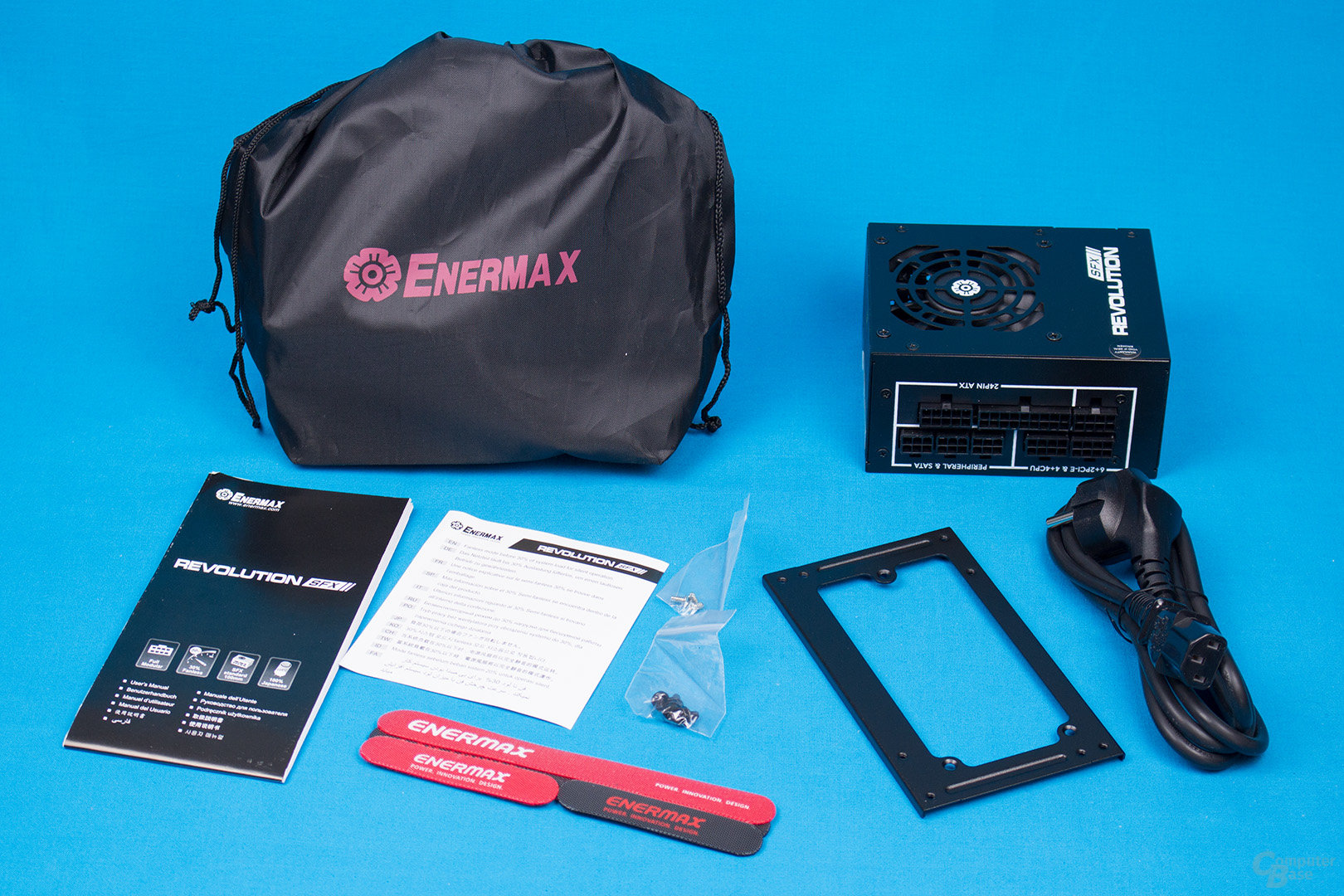 Enermax Revolution SFX 550W – Packungsinhalt