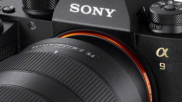Sony Alpha 9: DSLM-Flaggschiff mit 700 Fokuspunkten für 5.300 Euro