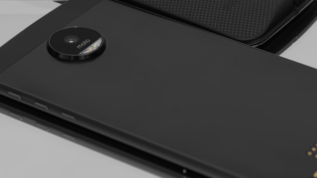 249 Euro: Lenovo Moto Z von Saturn drastisch reduziert