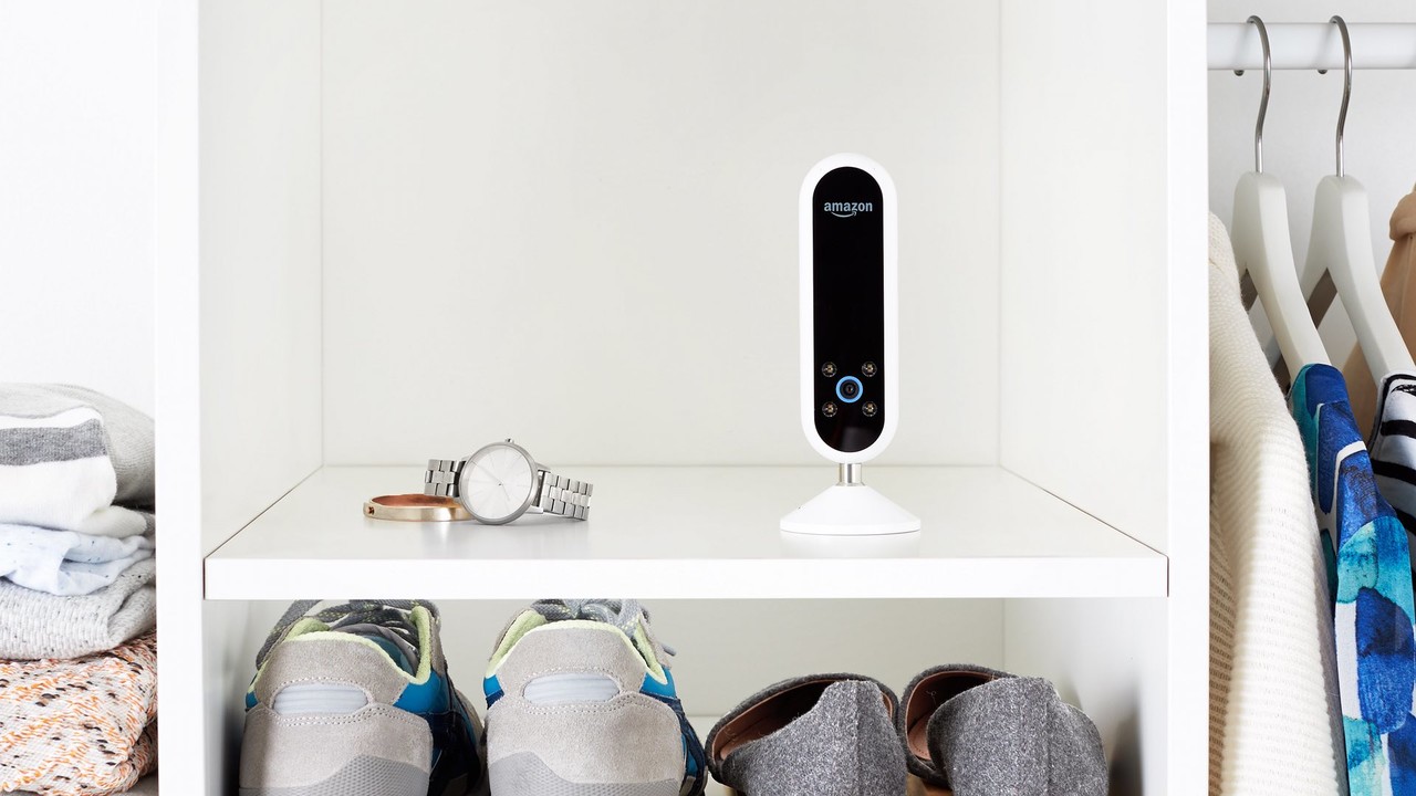 Amazon Echo Look: Smarte Kamera mit Alexa gibt Styling-Tipps