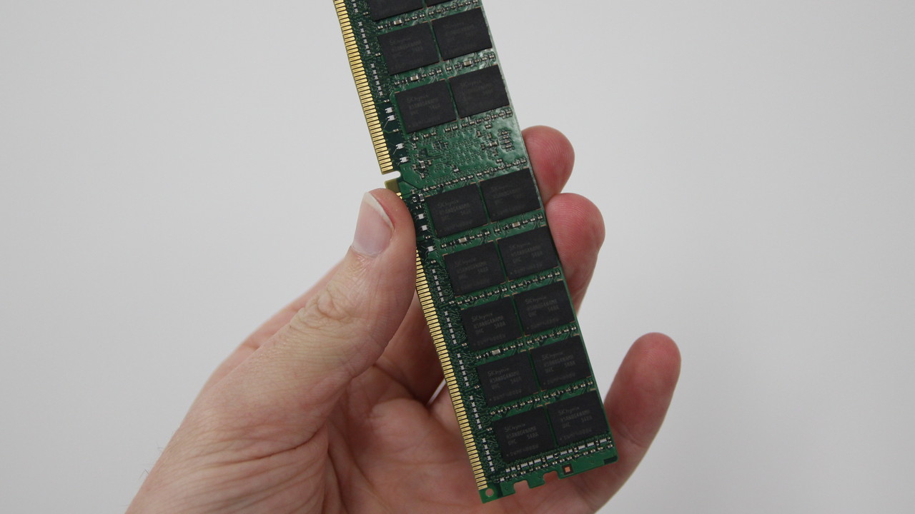 Intel Skylake-SP: Crucial bringt 128-GByte-LRDIMM mit 2.666 MHz