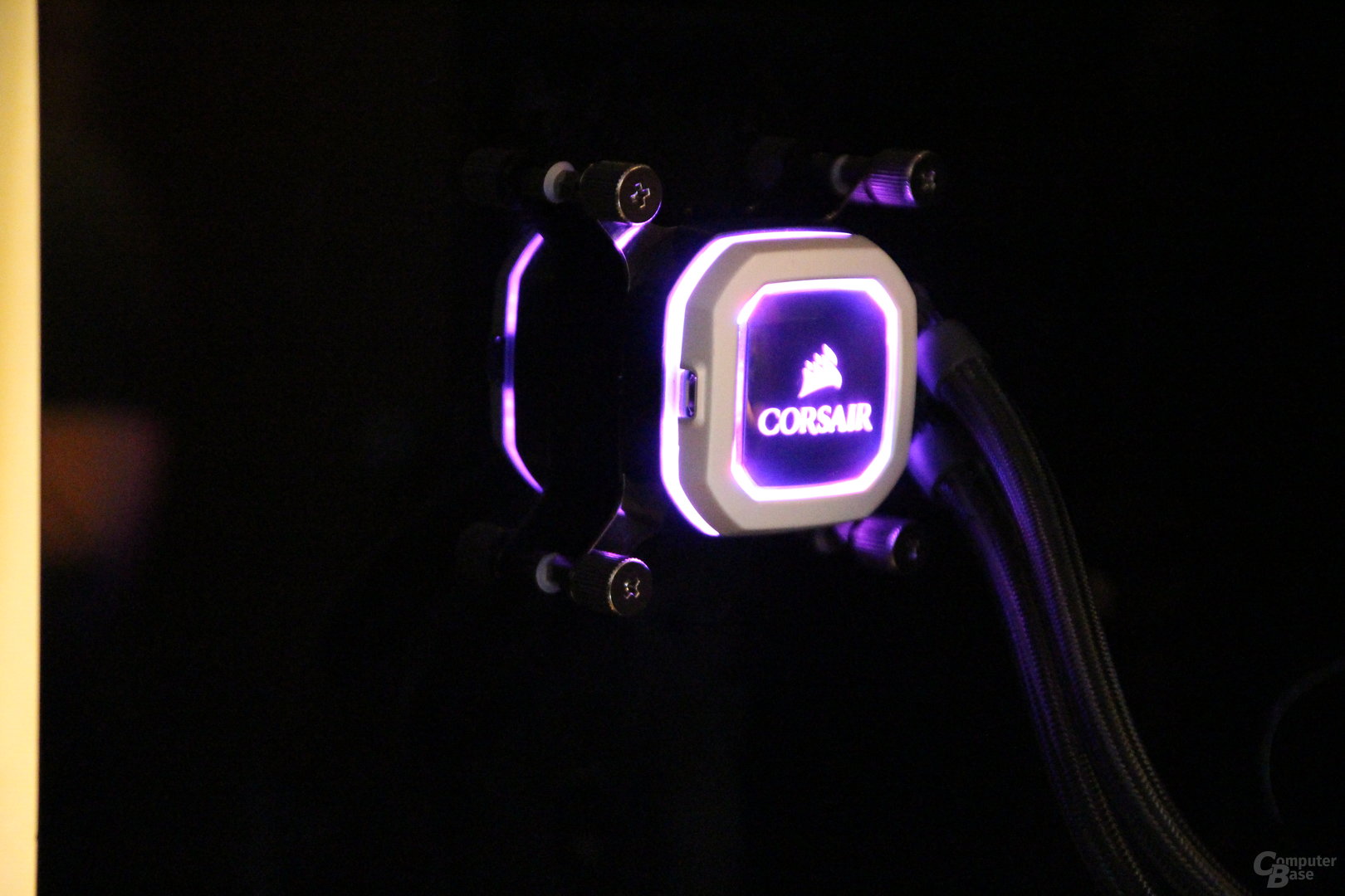 Corsair RGB-Hydro-Kompaktwasserkühlung