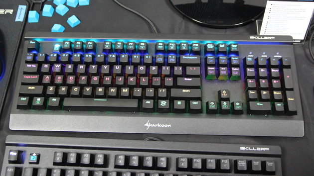 Sharkoon: Erstes Silent-Gehäuse und 20-Euro-Gaming-Maus