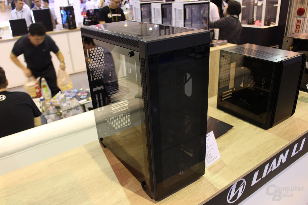 Lian Li Alpha 550