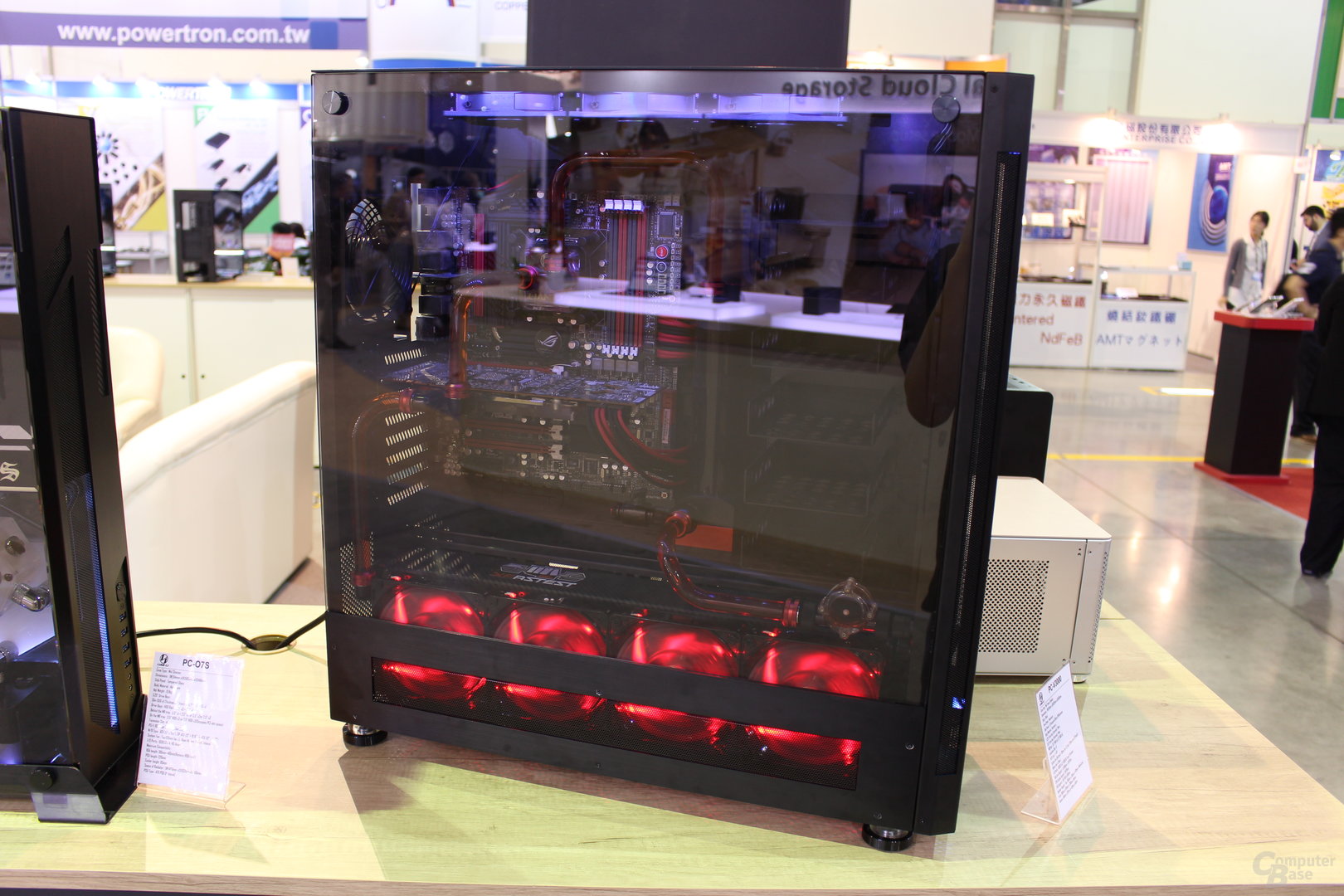 Lian Li PC-V3000