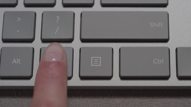 Modern Keyboard und Maus: Microsoft-Tastatur mit Tasten-Fingerabdrucksensor