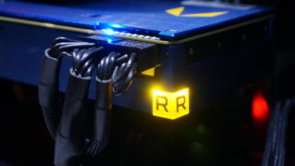 AMD Radeon Vega: Frontier Edition fotografiert und ab heute erhältlich