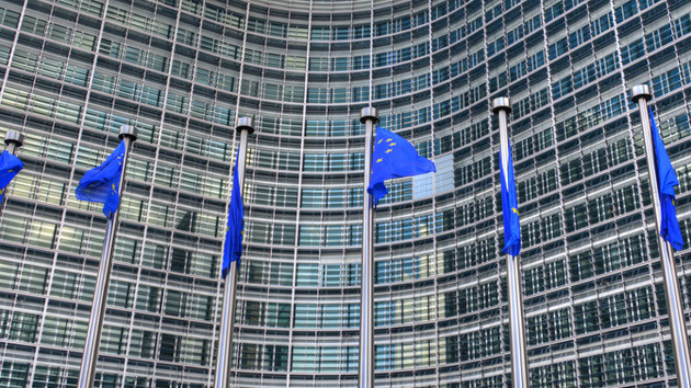 EU-Kommission: Verschärfter Ton gegenüber Facebook, Google und Twitter