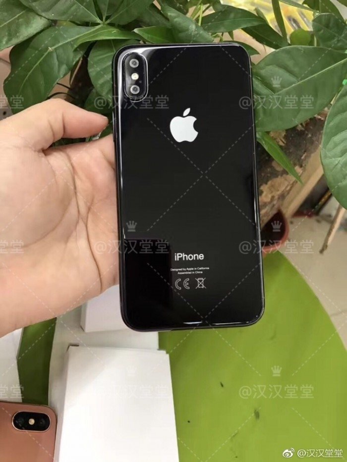 iPhone-8-Rückseite (schwarz)
