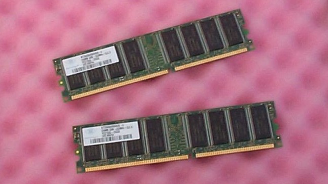 Im Test vor 15 Jahren: Als schneller RAM DDR333 oder DDR400 hieß