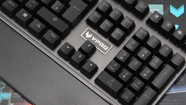 Vpro V720S im Test: Mechanische Taster mit RGB-LED-Beleuchtung für 80 Euro