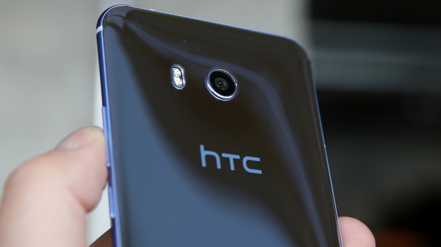HTC: Verkauf von Vive oder des Unternehmens evaluiert
