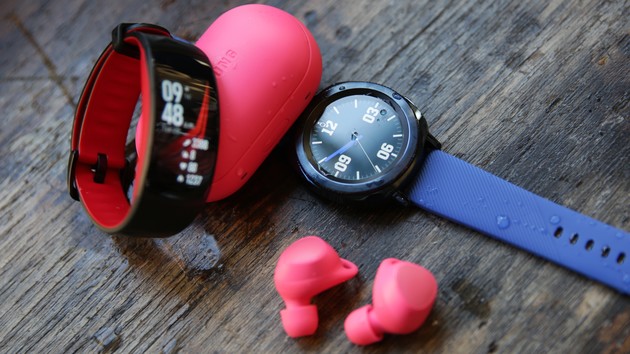 Sport-Wearables: Samsung Gear Sport, Fit2 Pro und IconX 2018 vorgestellt