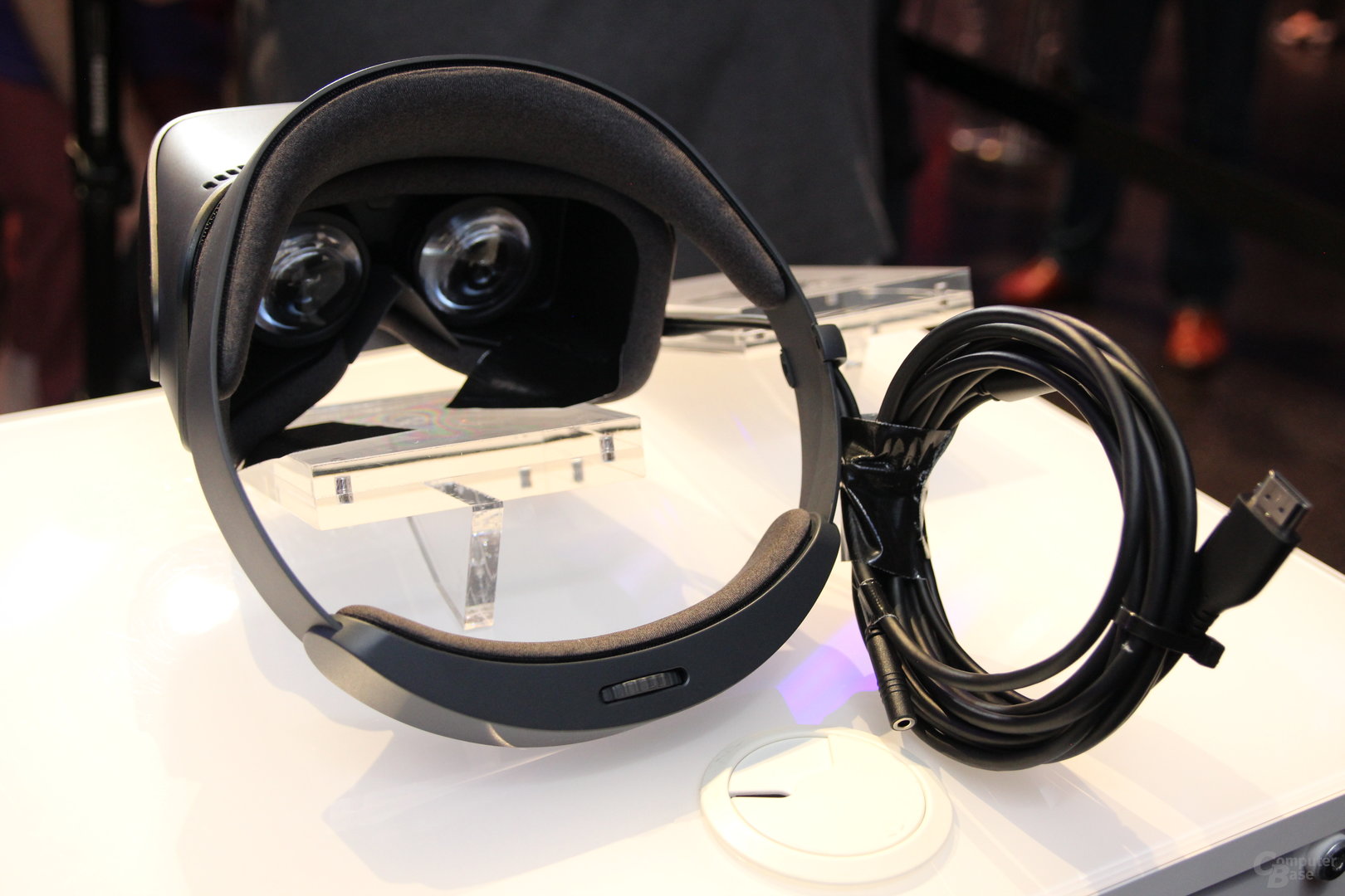 Asus Mixed Reality Headset