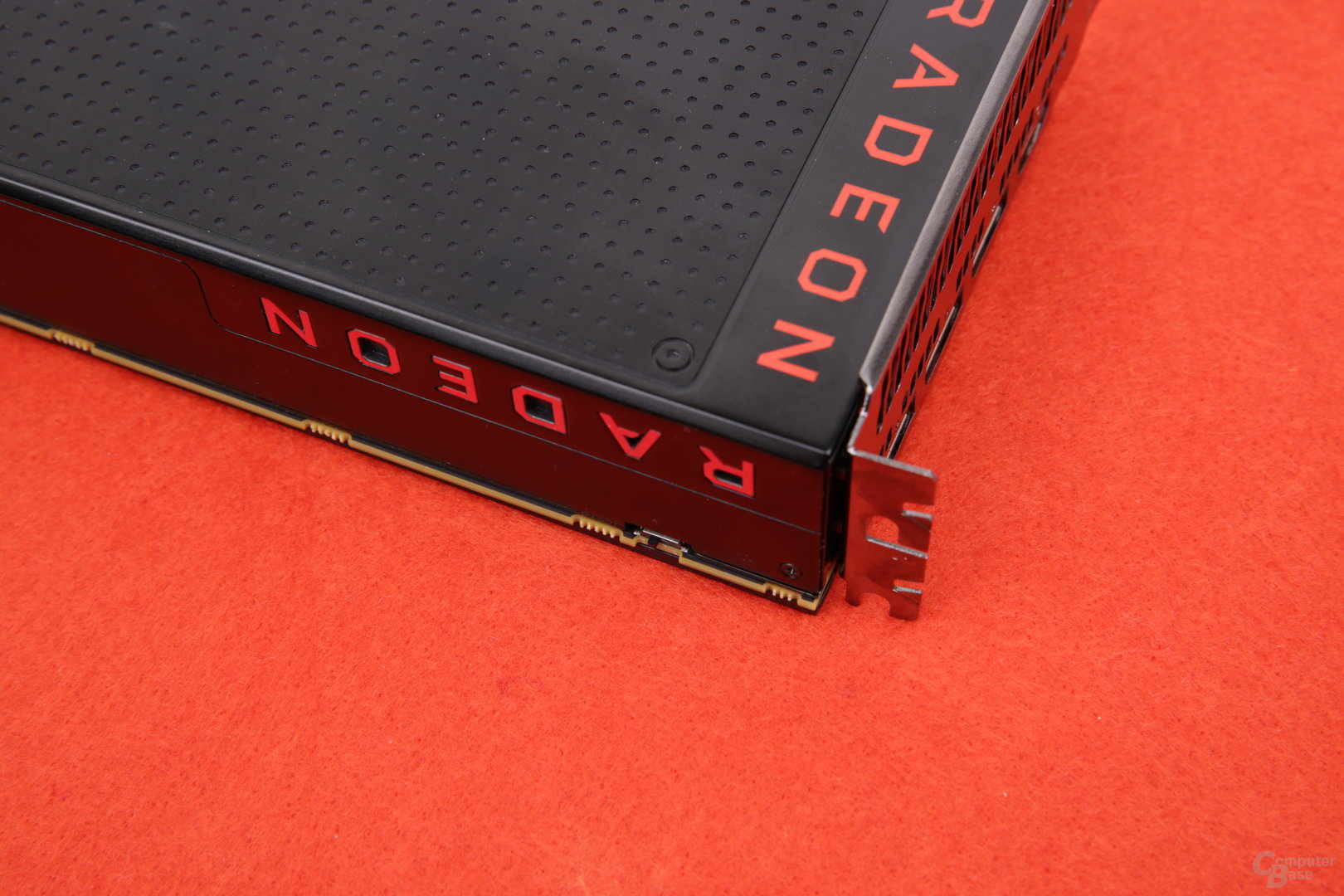 AMD Radeon RX Vega – Sekundäres BIOS