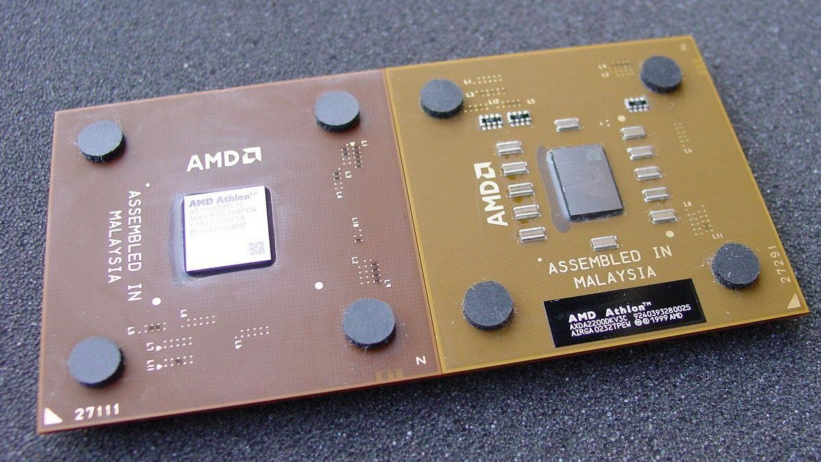 Im Test vor 15 Jahren: Athlon XP 2600+ und 2400+ in 130 nm mit Thoroughbred B