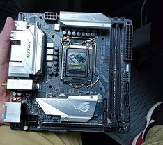 Asus ROG Strix Z370I Gaming