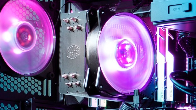 MasterAir MA410P & MA610P: RGB-Kühler in zwei Größen mit LED-Steuerungseinheit