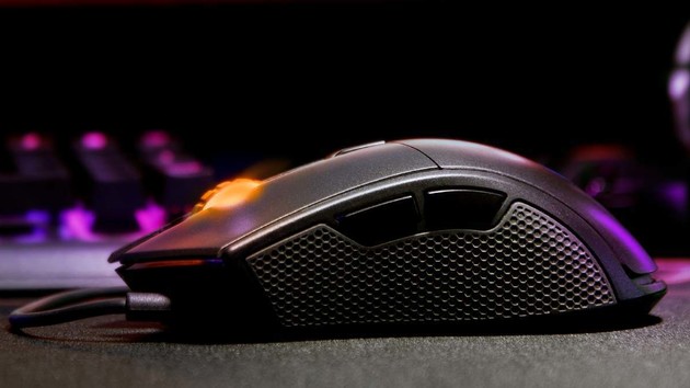 Cougar Minos X5 & Revenger S: Zwei Formen für PMW 3360 und 2.000 Hz