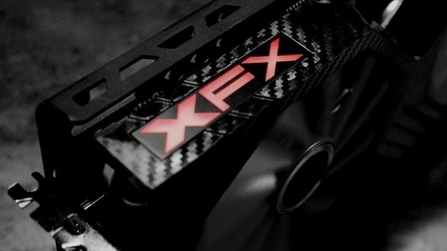Radeon RX Vega: XFX zeigt als dritter Partner Bilder von Custom Design