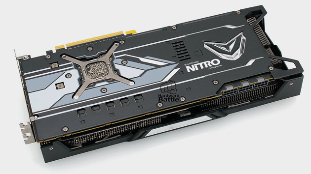 Radeon RX Vega 64 Nitro: Sapphires Custom Design hat drei Mal 8‑Pin-PCIe
