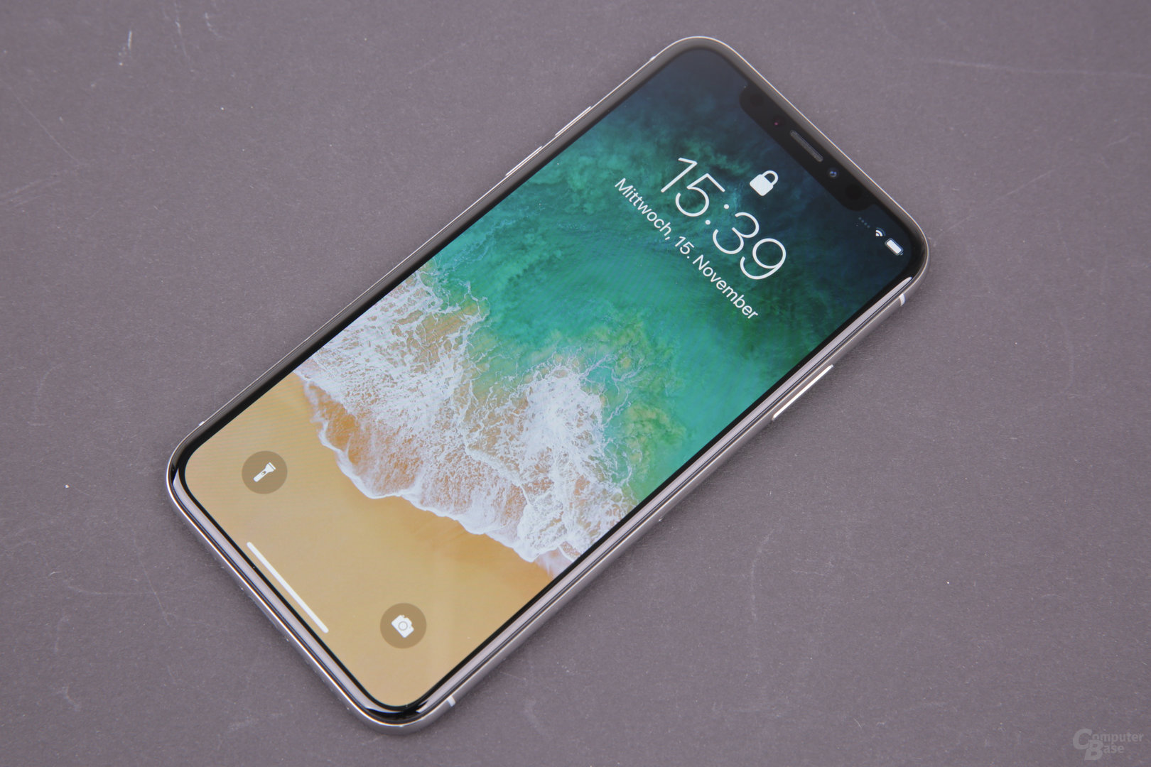 Apple iPhone X – Sehr gutes OLED-Display