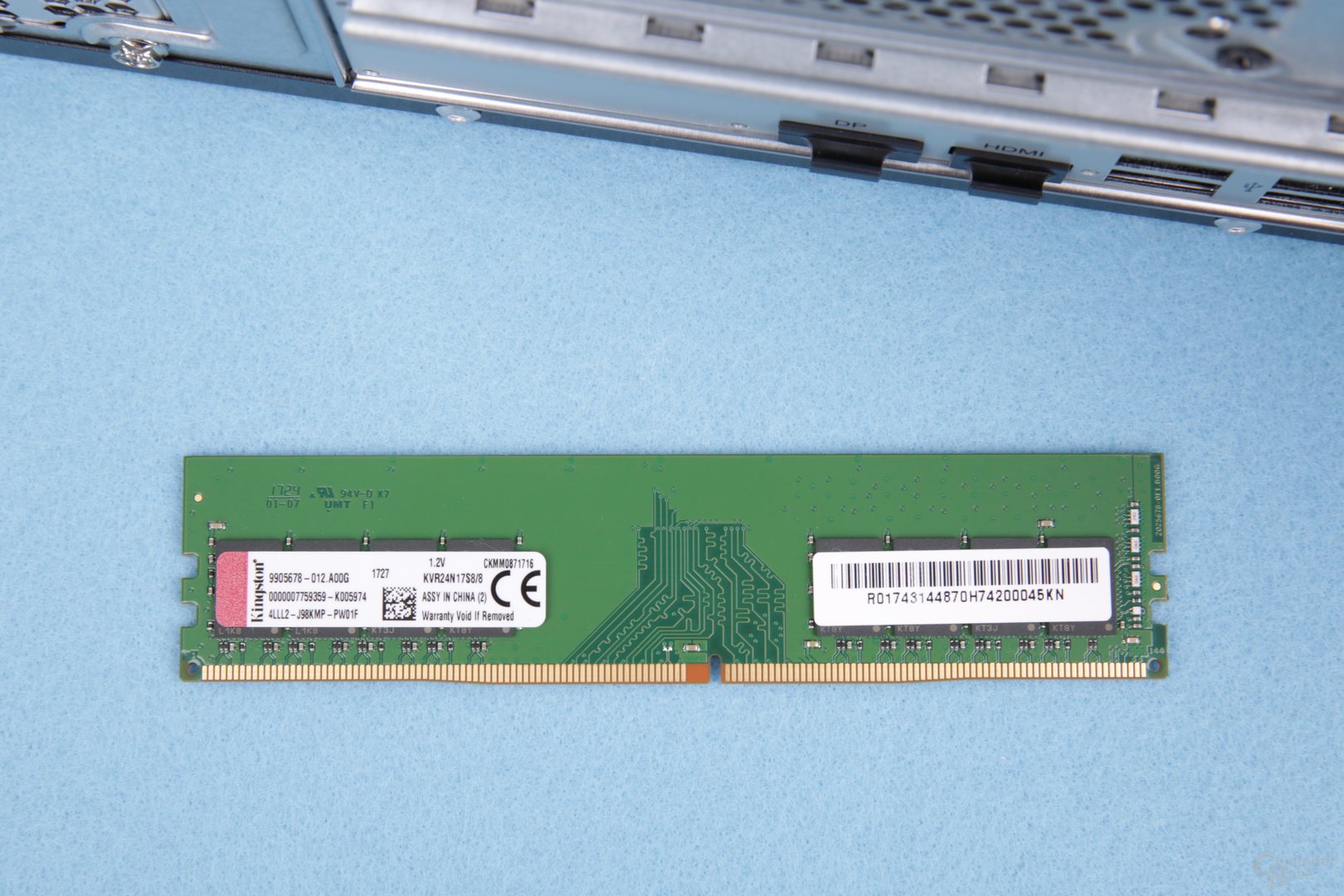 Zwei Mal 8 GB DDR4 vom Typ Kingston ValueRAM