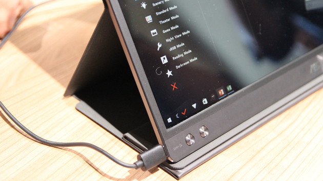 Asus ProArt PQ22UC: OLED-Monitor mit Ultra HD für mobile Profis