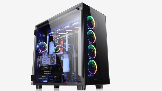 Thermaltake View 91: 152 Liter Ausstellungsraum im Super Tower