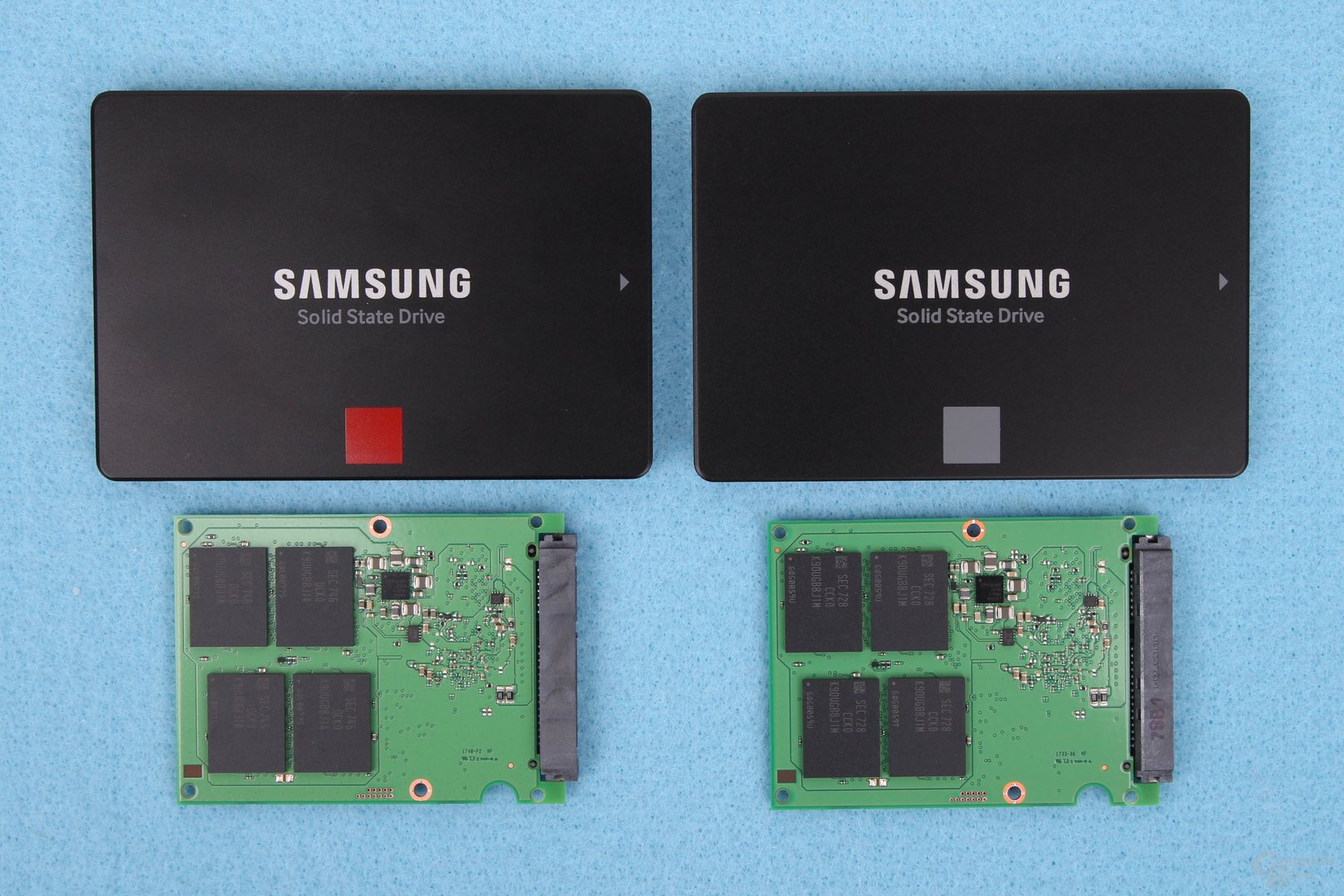 Samsung SSD 860 Pro (links) und Evo zerlegt