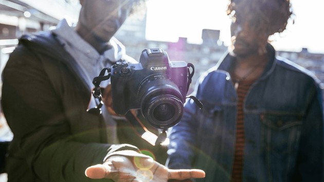 Canon EOS 2000D & 4000D: Neuer DSLR-Einstieg, EOS M50 und AI-Systemblitz