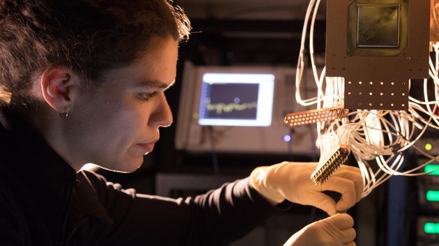Quantencomputer: Der erste 72-Qubit-Chip kommt von Google