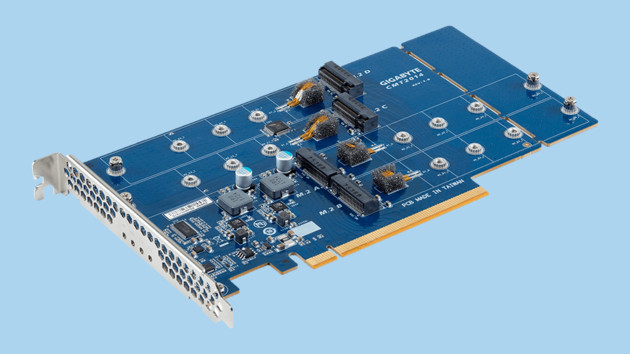Gigabyte-Adapterkarte: 4 × M.2-SSD mit Temperatur-Sensoren auf PCIe x16