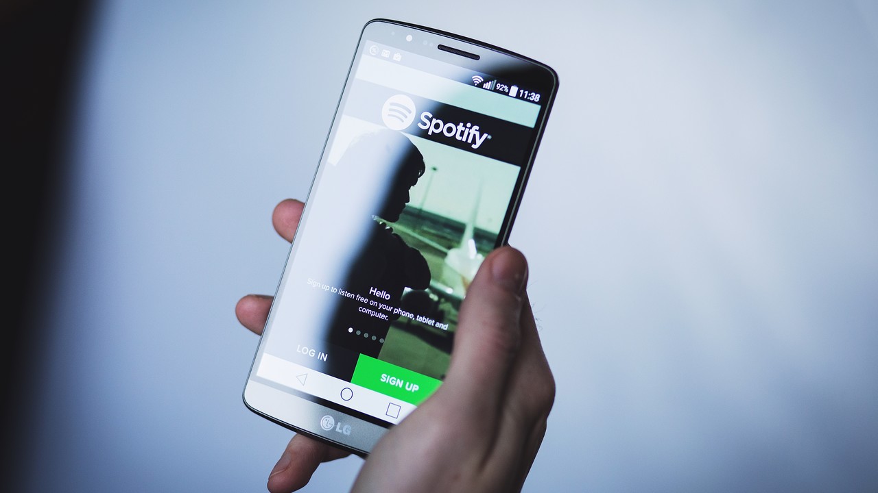 Lizenzverletzungen vermeiden: Spotify kauft Musik-Lizenz-Dienst Loudr