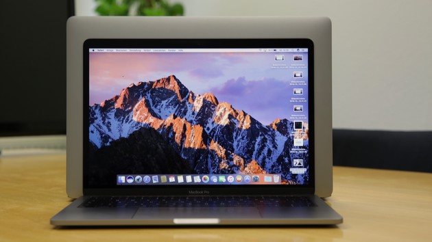 MacBook Pro ohne Touch Bar: Apple tauscht Akkus, die sich aufblähen (könnten)