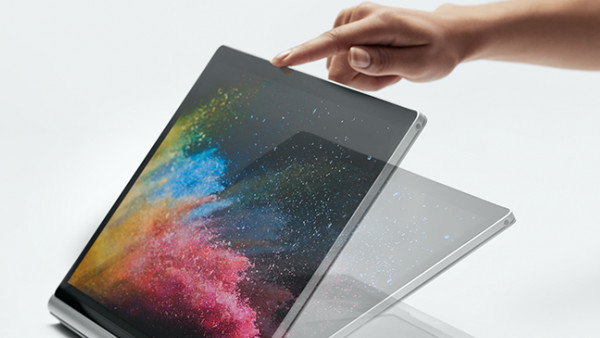 Surface Phone: Microsofts Falt-Smartphone in neuen Patenten gesichtet