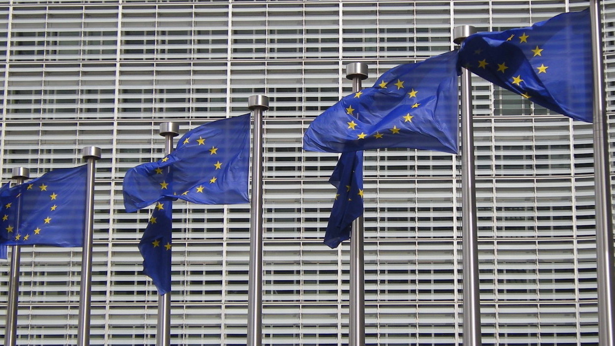 Nach EU-DSGVO-Start: Klage gegen Facebook, Google, Instagram und WhatsApp