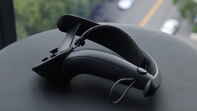 SteamVR: Valve verteilt „Knuckles EV2“-Controller an Entwickler